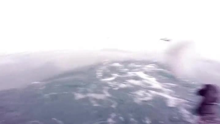 peor,pasar,nadar,alta mar,tocar,pie,tibur&oacute;n