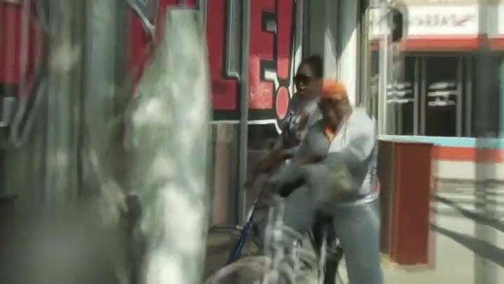 colch&oacute;n,cobra vida,huir,bici,susto