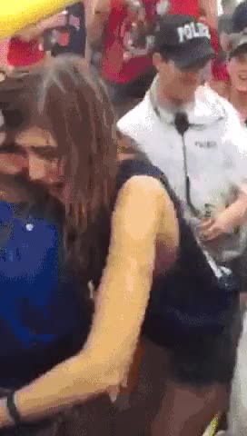 jugando,piedra,papel,tijera,desmantelar,botellón
