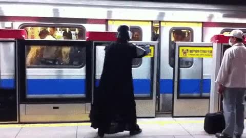 darth vader,utilizando,fuerza,metro,vagón