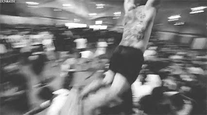 conciertos,p&uacute;blico,pasa,llevar,volandas,cantante,fail