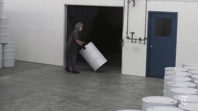 vago,premio,productivo,bidones,patada