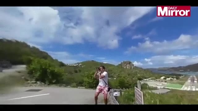 hacer,fotos,volver,peligroso,avioneta,cabeza