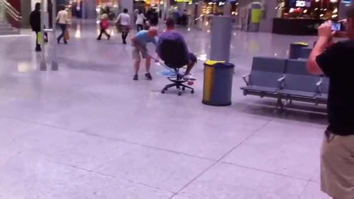 pasa,esperar,retrasar,vuelo,aeropuerto