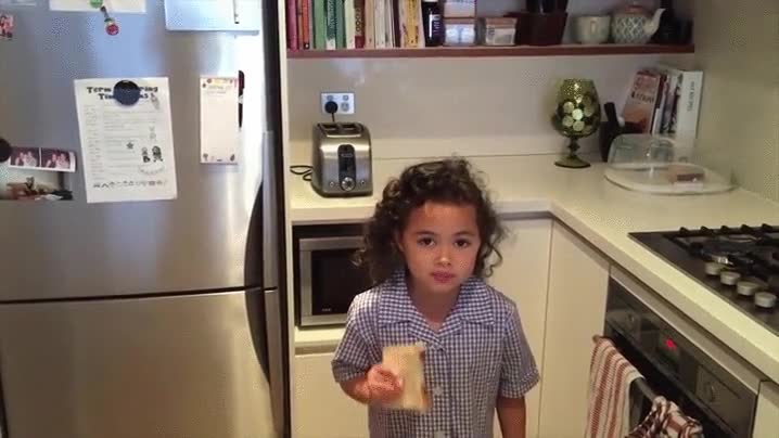 tomas,tirar,espaldas,tostadas