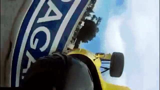 importancia,usar,casco,carreras,coches,cabeza