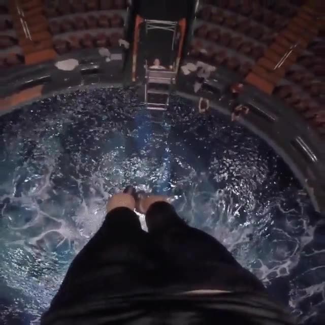 rusia,lanzarse,piscina,ayuda,cooperativo,salto