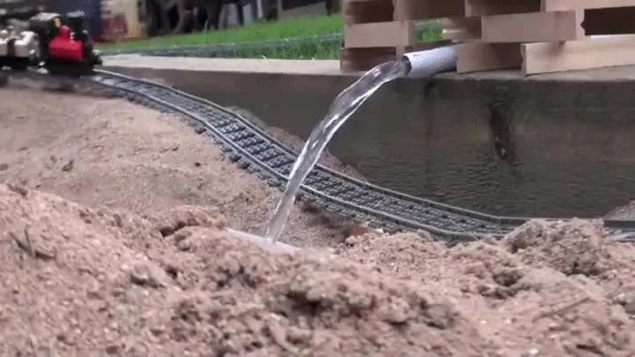 monta&ntilde;a rusa,tren,v&iacute;as,construida,lego