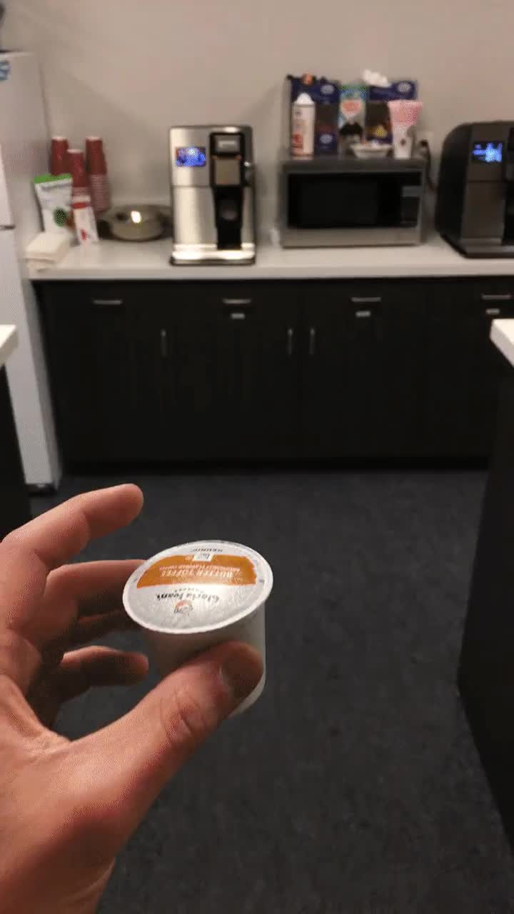 dedicado,colegas,curro,lanzar,m&aacute;quina