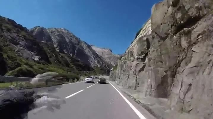 motorista,evitar,saludar,forma,cari&ntilde;osa,coche