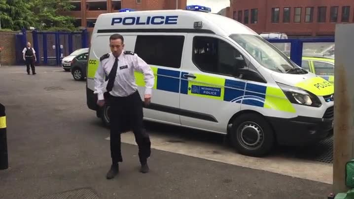 polic&iacute;a,ritmo,cuerpo,muchos,nosotros,baile