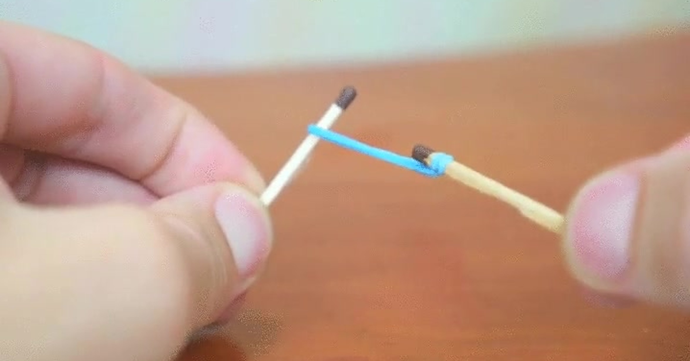 сгоревшие спички. как правильно зажечь спичку. как поджечь спичку. как зажечь спичку. как зажечь спичку без чиркаша.