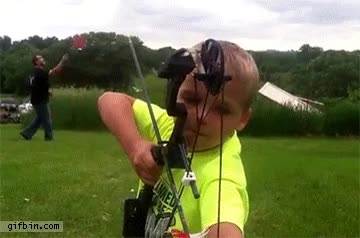 arco,disparo,espaldas,incre&iacute;ble