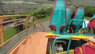 descenso,espectacular,monta&ntilde;a rusa