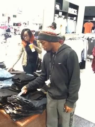 mirar,pantalón,precio,gustar