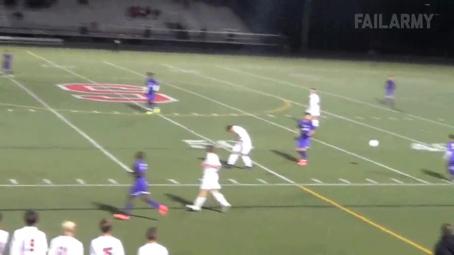 defensa,equipo,rival,odiar,pelotazo,cara