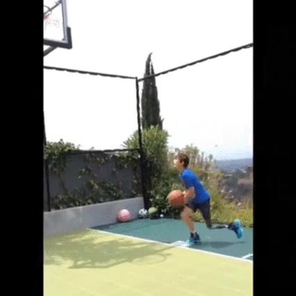 tremenda,habilidad,pierna,prost&eacute;tica,basket