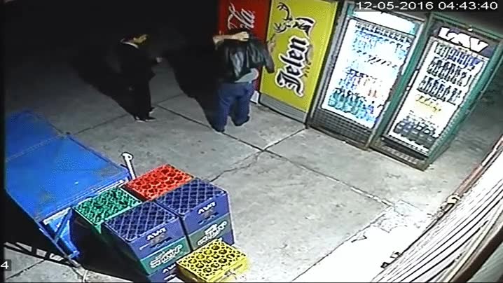 robar,m&aacute;quina,expendedora,humillado