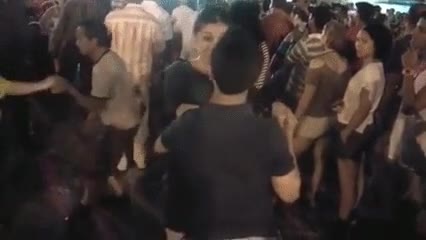 cuidado,chaval,baile,robar,novia