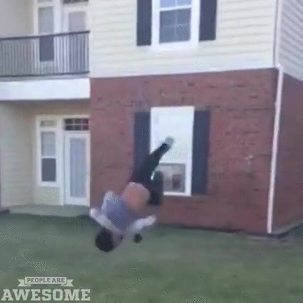 increible,caso,hombre,volteretas,saltos