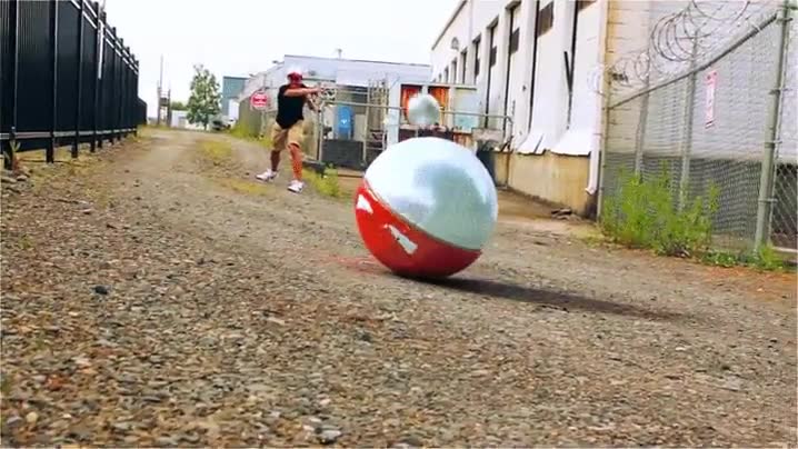 Enlace a Cuando tu Pokémon te ayuda a cargar la batería del coche