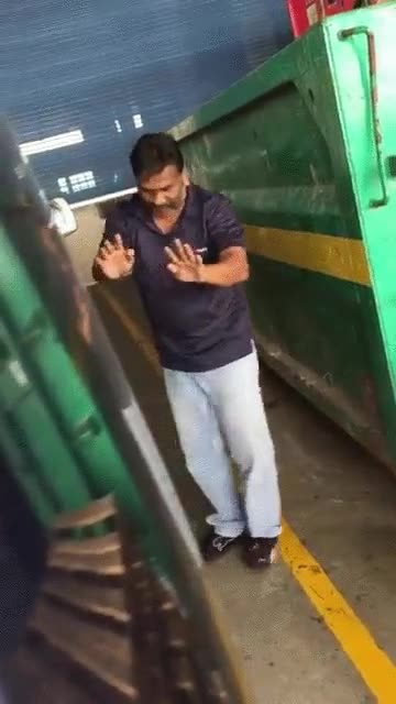 crees,nadie,mirar,bailar,darlo todo