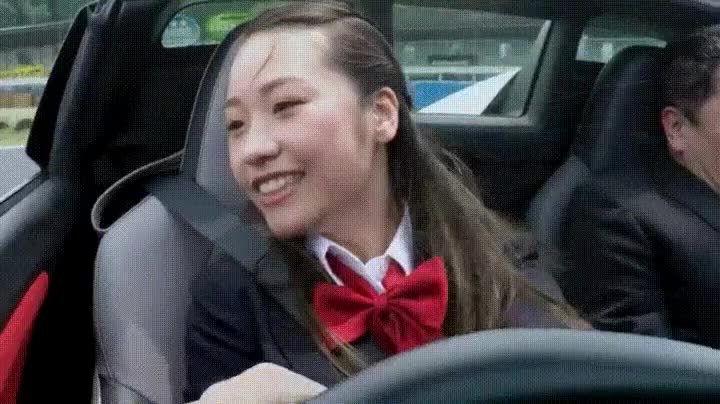 Cuando sales a dar una vuelta en el coche de tu hija dar,vuelta,coche,hija,conducir