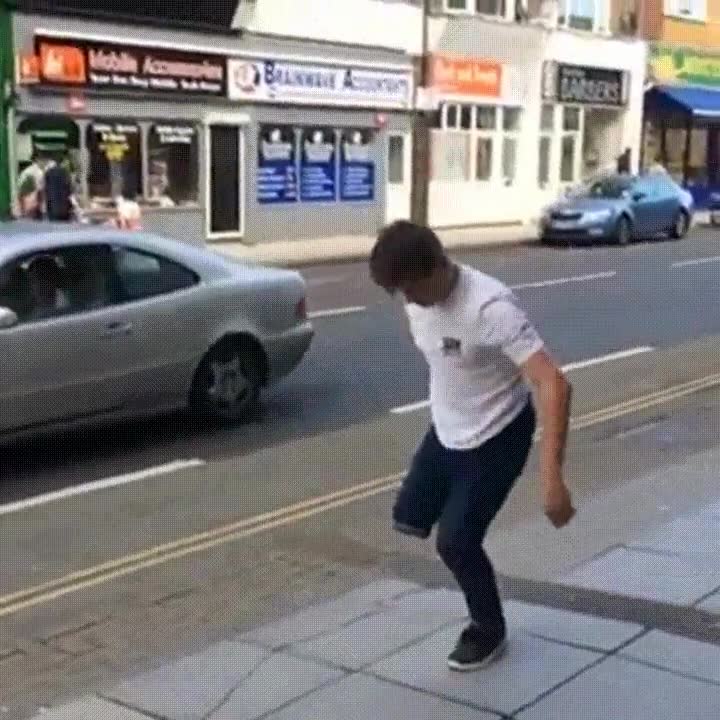 salto,mortal,hacia atr&aacute;s,una pierna,sin problema