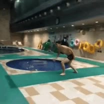 aguantar,aro,mover,piscina