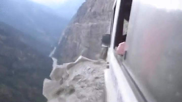 peligroso,camino,autob&uacute;s,himalaya