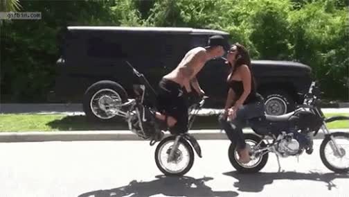 mejor,forma,beso,moto,novia