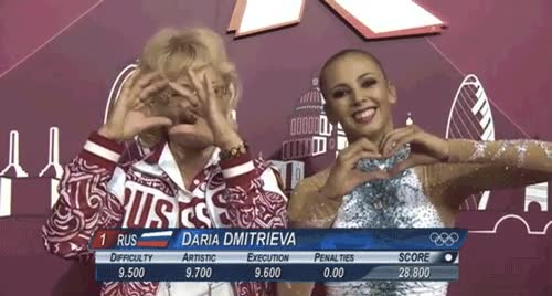 alguien,saltar,clase,dibujar,coraz&oacute;n,manos