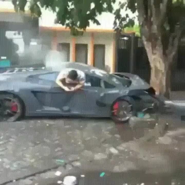 accidente,conducir,escribir,m&oacute;vil,whatsapp,importante