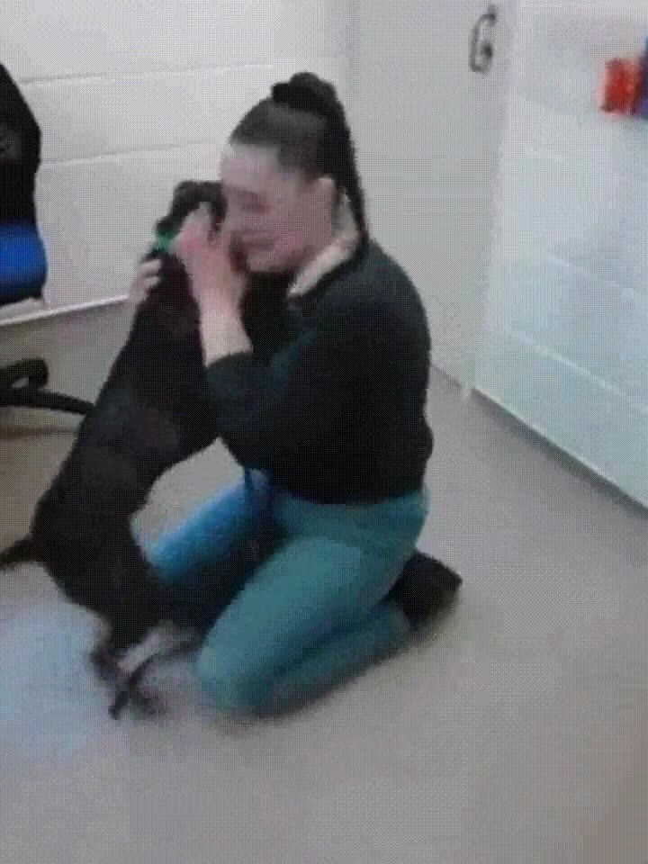 reencuentro,emoci&oacute;n,llorar,momento