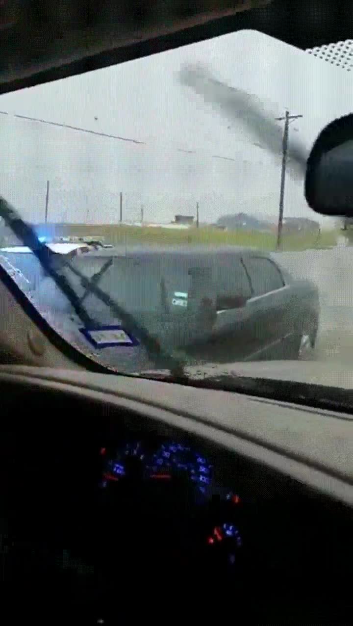 polic&iacute;a,mal d&iacute;a,fail