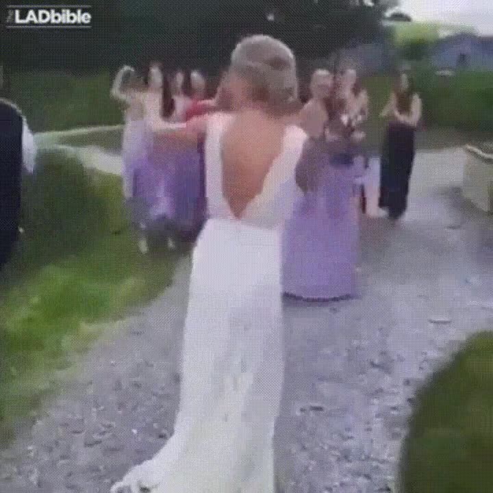 boda,novia,ramo,correr,huir