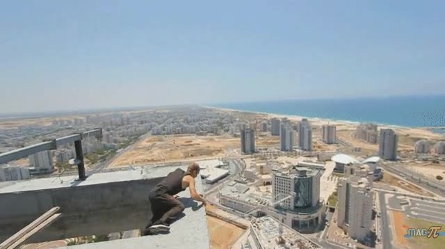 lugar,adecuado,practicar,salto,espaldas,casi,ca&iacute;da