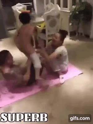 peor,hacer,padre,forma,beso,trasero