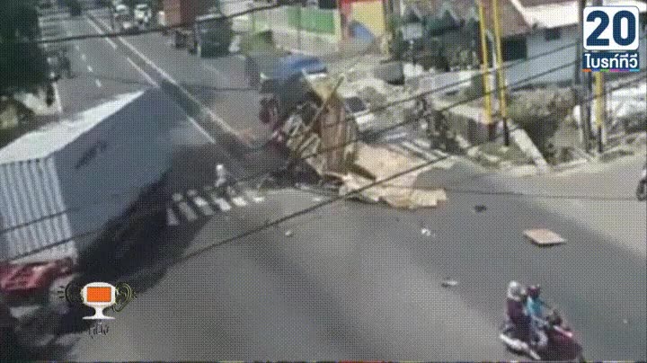 escapar,muerte,dos,tres veces,pocos,segundos