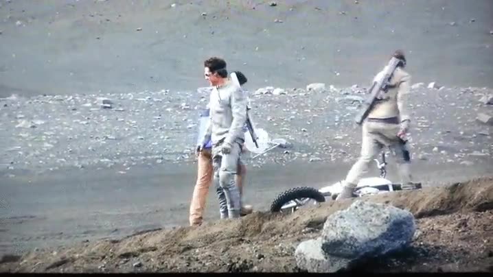 tom cruise,necesitar,extras,oblivion