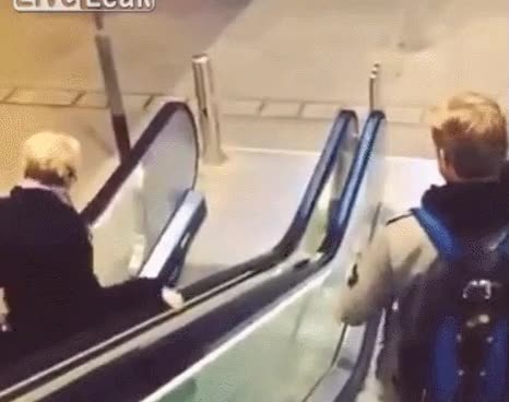 espera,ver,acabar,cosa,escaleras,mecanicas,reves,fail