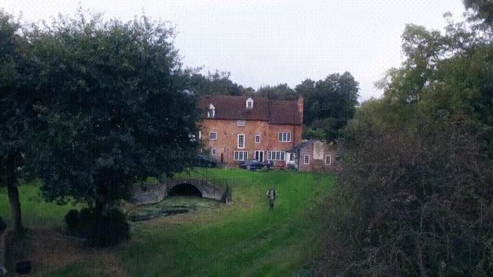 cansar,dron,sobrevolar,propiedad