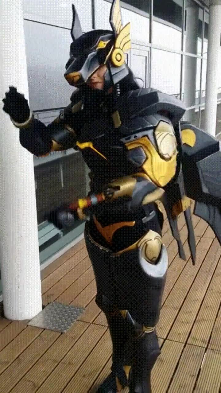Enlace a Espectacular cosplay de Anubis Pharah (Overwatch)