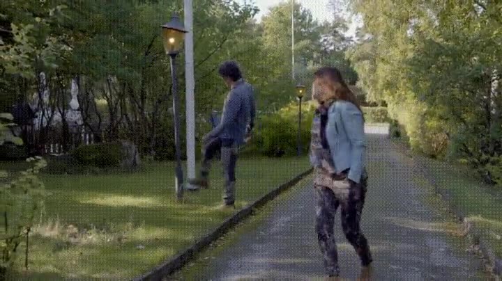 pasar,chutar,cosas,random,farola,romper