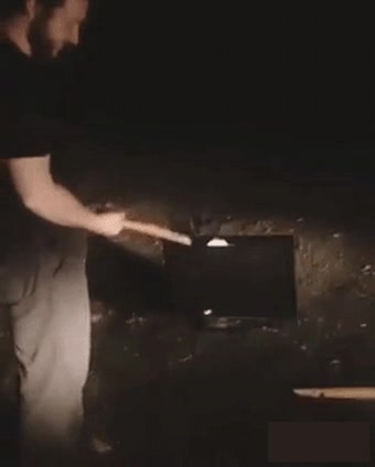 bate,beisbol,romper,television