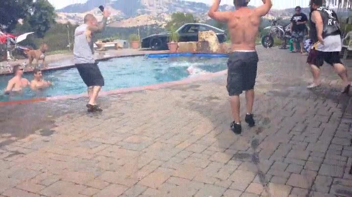convertir,moto,agua,piscina fail