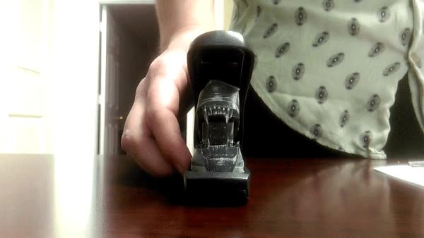 grapadora,forma,Xenomorfo,alien