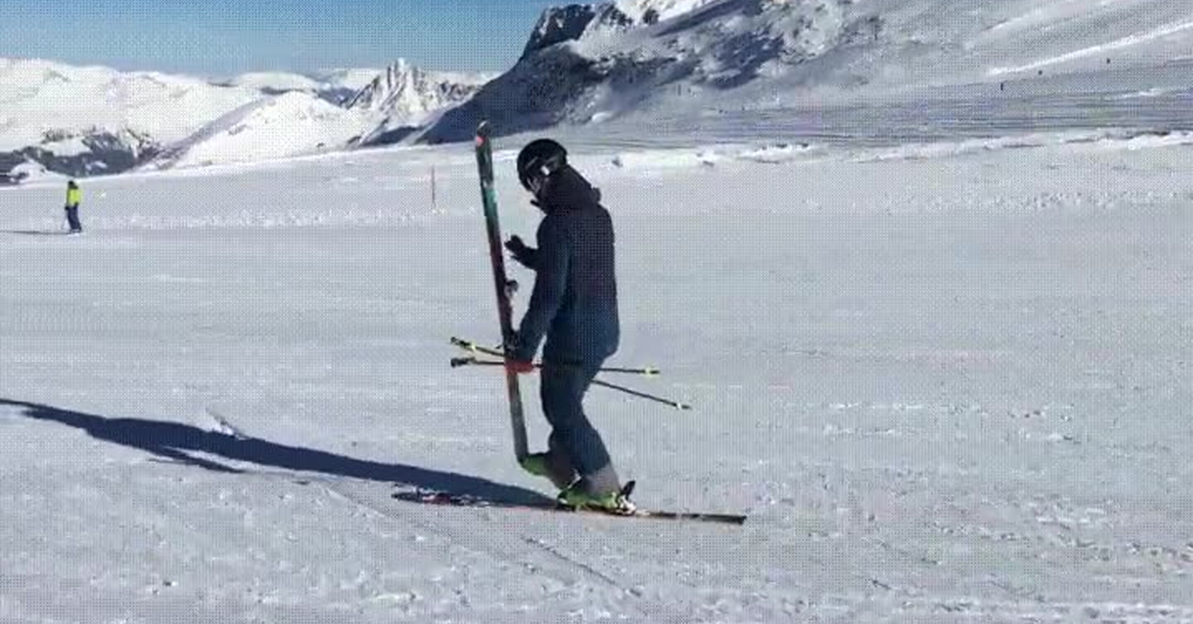 Лыжи фото. Горные лыжи спорт. Горные лыжи. Девушка на горных лыжах. I skied.