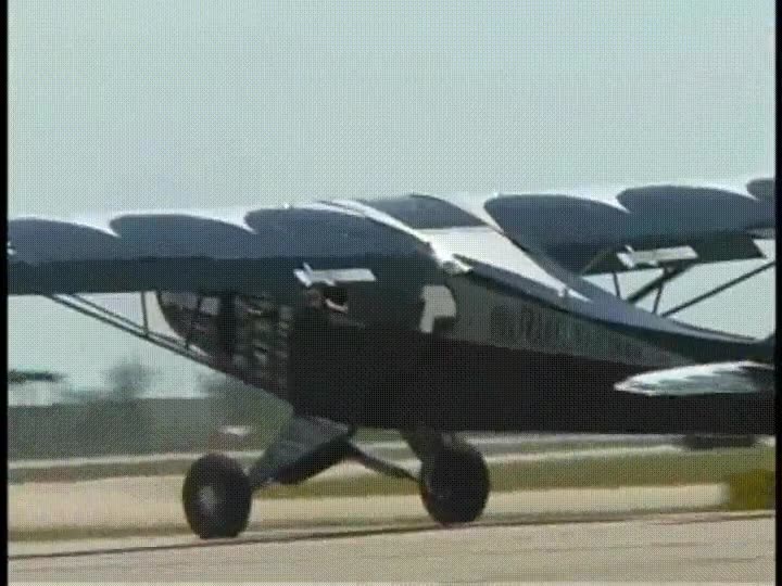 Enlace a Un ladron de avionetas consigue despistar a toda la organización y salirse con la suya