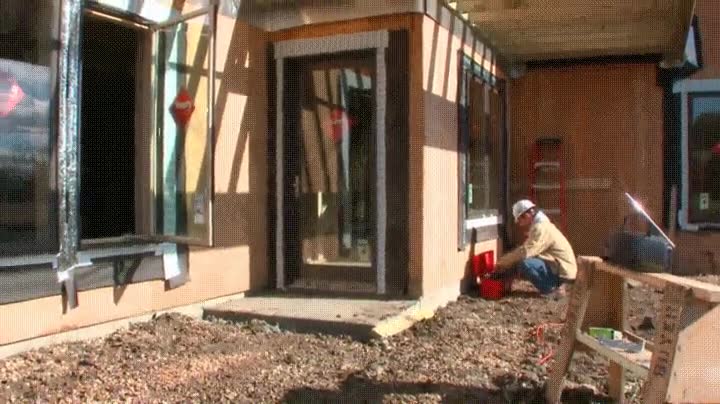 experto,cinta metrica,lanzar,llaves